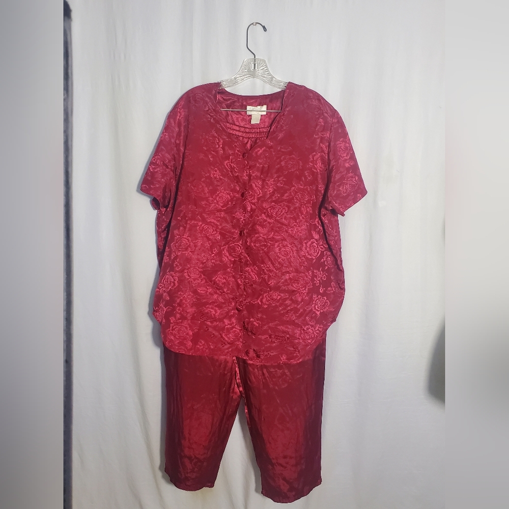 Women’s Burgundy Floral Hidden Fantasies Pajama Set Size 1X
